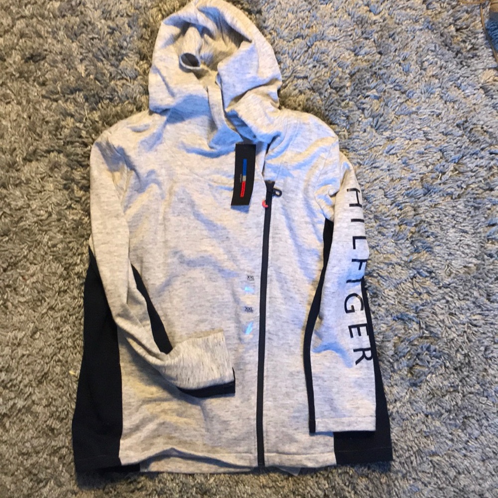 BRAND NEW!!! Grey and navy Tommy Hilfiger vip up